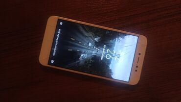 3 sim telefon: Xiaomi Note 5A, 32 GB, rəng - Ağ, 
 Sensor, Barmaq izi, İki sim kartlı
