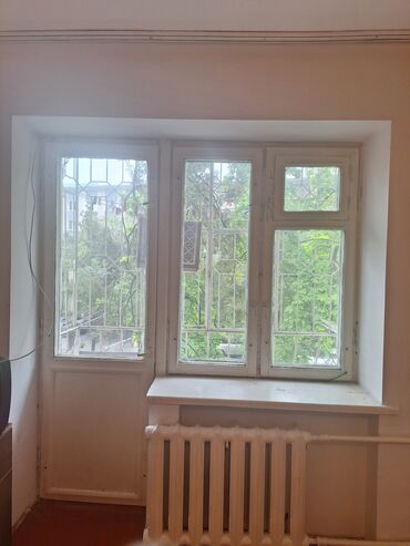 бу двери и окна: Деревянное окно, цвет - Белый, Б/у, 1 * Самовывоз