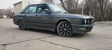 объем 1: BMW 524: 1987 г., 2.4 л, Механика, Дизель, Универсал