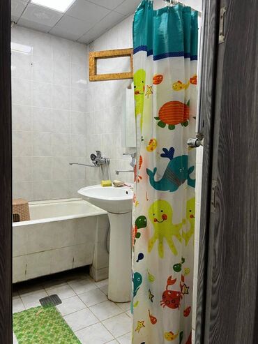 Uzunmüddətli kirayə mənzillər: Gənclik metrosunun yaxınlığında, köhnə tikili, 9 mərtəbəli binanın -da lalafo.az — 13 Uzunmüddətli kirayə mənzillər: Gənclik metrosunun yaxınlığında, köhnə tikili, 9 mərtəbəli binanın — 13