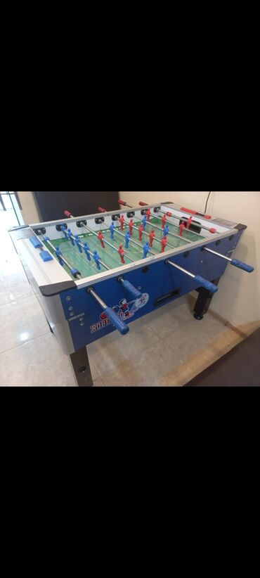 Divanlar: 50 qep futbol oyunu satilir 1200azn. Unvan bileceri m 3233 Nigaz