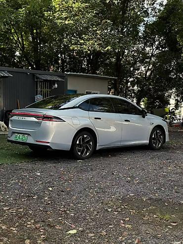 rd 1: BYD : 2023 г., Автомат, Электромобиль, Седан — 5