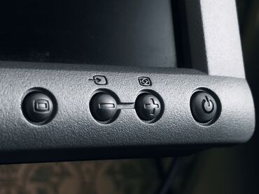 Мониторы: Монитор, Dell, Б/у, LCD, 17" - 18" — 4