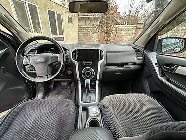 исузу ельф: Isuzu D-Max: 2019 г., 3 л, Автомат, Дизель, Пикап — 6