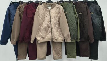 Trenerke: Ženski komplet trenerke – gornji deo + donji deo - Dizajn: moderni — 5