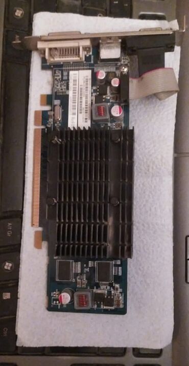 Masaüstü kompüterlər və iş stansiyaları: Masa üstü kompyuter OYQ DDR2 5 qb HDD 400 qb Prosessor İntel — 12