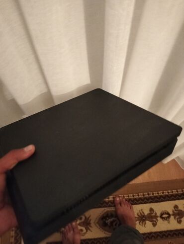 playstation 4 slim 500 gb qiymeti: Ideal vezyetdedi 1 tlbayat yaddaşı var oyun yoxdu barter fikrim var PS