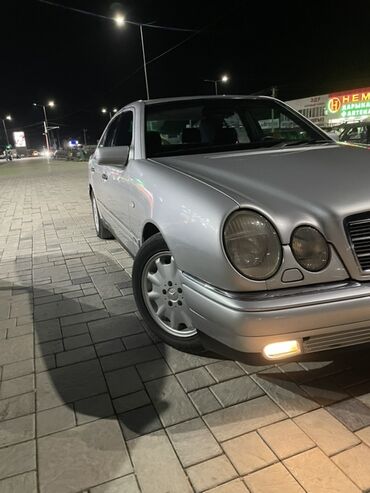 Mercedes-Benz: Mercedes-Benz E-Class: 1995 г., 3.2 л, Автомат, Бензин, Седан — 2