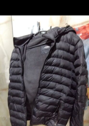 crna jakna topla m sa krznom oko vrata: Jacket M (EU 38), color - Black