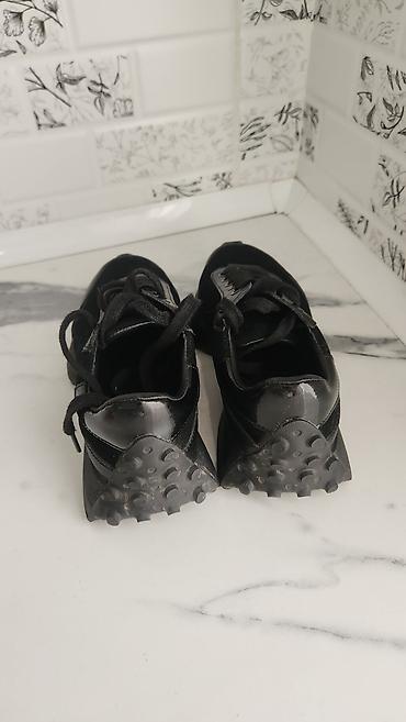 Кроссовки и спортивная обувь: Набор обуви: 1) Кроссовки черные - Универсальные, низкие - Верх — 9