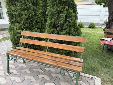 резиновая крошка для футбольного поля цена: Срочно продаю скамейки, со спинкой 3500сом-1шт Без спинки 3000сом- 2