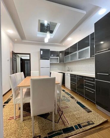 Продажа квартир: 3 комнаты, Агентство недвижимости, Без подселения, С мебелью полностью