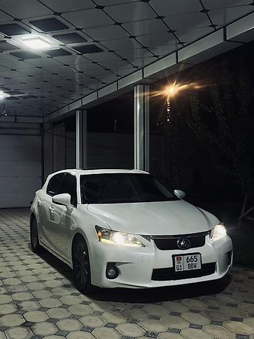 01: Lexus CT: 2013 г., 1.8 л, Автомат, Гибрид, Хэтчбэк — 1