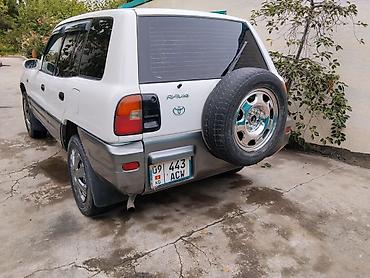 все авто: Toyota RAV4: 1996 г., 2 л, Автомат, Бензин, Кроссовер — 5