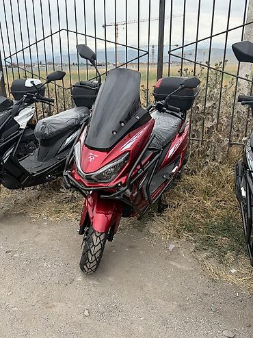 t max: Скутер Макси 0 пробег! Новый! Защиткой - Кузов спортивного стиля — 7