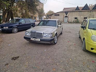 е36 e36: Mercedes-Benz W124: 1991 г., 2.3 л, Механика — 2
