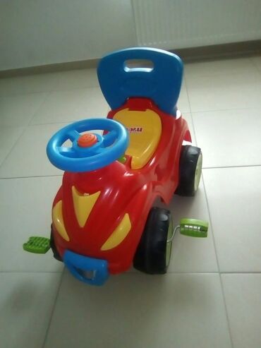 Other Children's Items: Dečiji auto