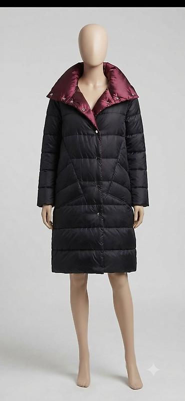 Qadınlar üçün qışlıq pufik palto - Rəng: qara, kontrastlı tünd bordo — 1