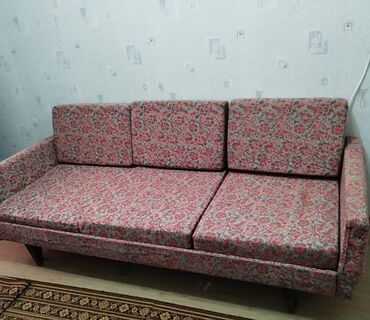 Диваны: Продается диван б/у В хорошем состоянии Цена: 3500 7микрорайон Звонить