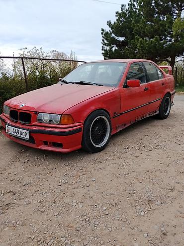 авто лейлек: BMW 3 series: 1992 г., 2.8 л, Кол менен иштөөчү, Бензин, Седан — 4