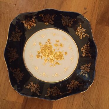 Digər dəstlər və servizlər: Kobalt Çexiya . Qiymətlər fərqlidir .6,8,10,12,15 manat . votsap — 6