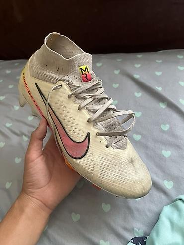 бутсы cr7: Футбольные бутсы Nike Mercurial (линейка CR7/MR на язычке), с высоким — 1