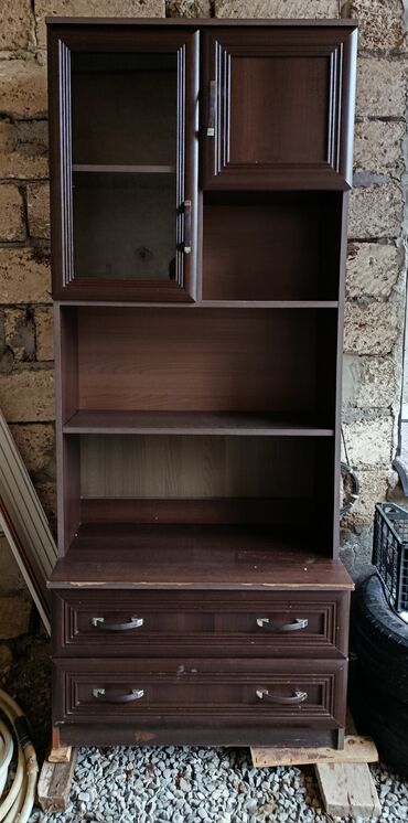 işlenmiş şkaf: İşlənmiş, Açılan, 4 qapılı Düz dolab, Şifonyer
