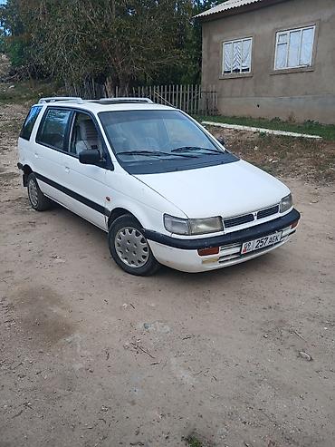 Mitsubishi Space Wagon: 1992 г., 2 л, Механика, Дизель, Универсал