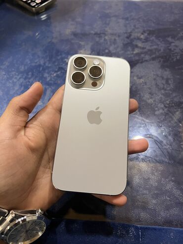 iphone 80: IPhone 16 Pro, 128 GB, Natural Titanium, Zəmanət, Simsiz şarj, Face ID