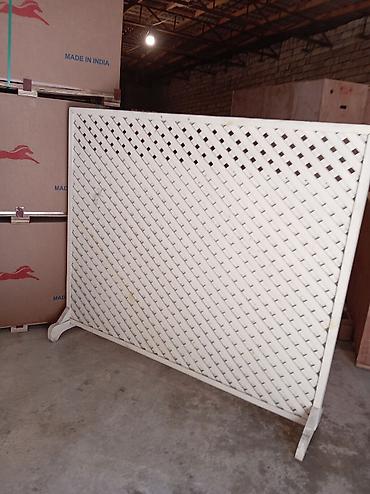 bağ üçün işıq: Ağ rəngli dekorativ hasar/panel – sərbəst dayanan - Material: möhkəm — 1