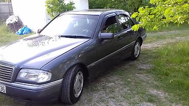 c180 1994: Mercedes-Benz C 180: 1.8 l | 1996 il Sedan — 6