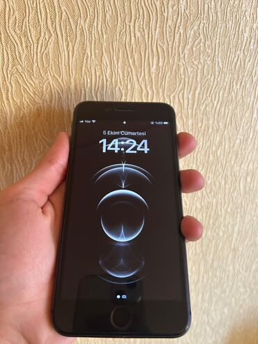 iphon 6 plus: IPhone 8 Plus, 256 GB, Qara, Barmaq izi