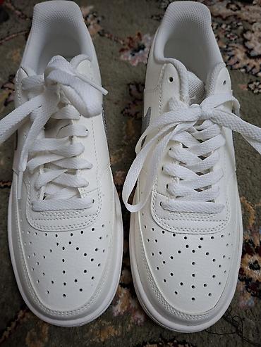 джинсовое платье с поясом: Кроссовки, 40, Nike, Новый, цвет - Белый, Самовывоз — 4