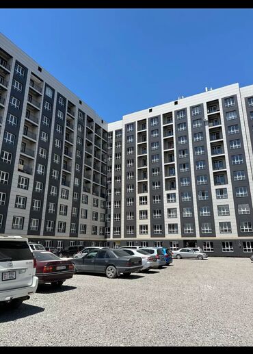 продаю 1 ком квартиру бишкек: 1 комната, 42 м², Элитка, 4 этаж, Дизайнерский ремонт