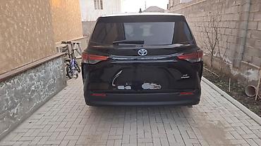 voxy noah: Toyota Sienna: 2021 г., 2.5 л, Вариатор, Гибрид, Минивэн — 2