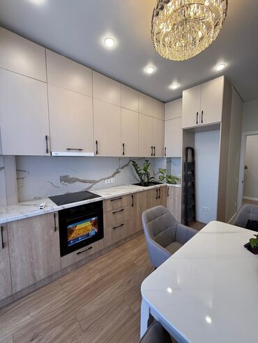горить: 2 комнаты, 70 м², Элитка, 11 этаж, Дизайнерский ремонт