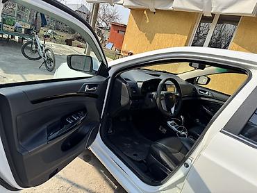 BYD: BYD E5: 2019 г., Электромобиль, Седан — 10