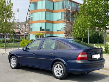 opel vektra: Opel Vectra: 1.8 l | 1997 il | 365000 km Hetçbek