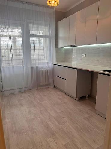 красный страйтел: 2 комнаты, 54 м², 105 серия, 5 этаж, Свежий ремонт — 3