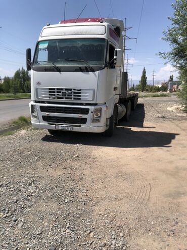 обмен на авто с доплатой: Тягач, Volvo, 1995 г., Бортовой