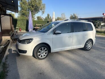 машины на заказ из кореи: Volkswagen Touran: 2018 г., 1.6 л, Механика, Бензин, Универсал
