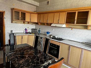 Uzunmüddətli kirayə mənzillər: 📍 Ünvan:30cu məhəllə 🏢 Bina tipi: Yeni Tikili 5/9 📐 Ümumi sahə: 110m² — 6