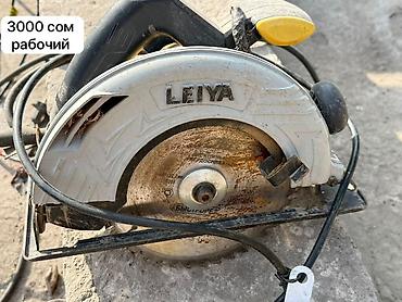 Наборы электроинструментов: Подборка инструмента и автошин: 1) Углошлифовальная машина — 9