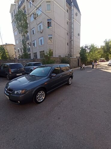 Nissan: Nissan Almera: 2004 г., 1.8 л, Механика, Бензин, Хэтчбэк