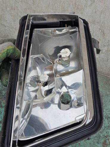 Передние фары: Передняя правая фара Audi 1998 г., Б/у, Оригинал, Германия — 5