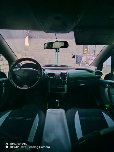 Mercedes-Benz: Mercedes-Benz A 190: 1.9 l | 1999 il Hetçbek — 8