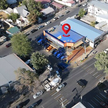 продаю дом под бизнес бишкек: 🔥 Выгодное предложение в центре Бишкека — в Золотом квадрате!