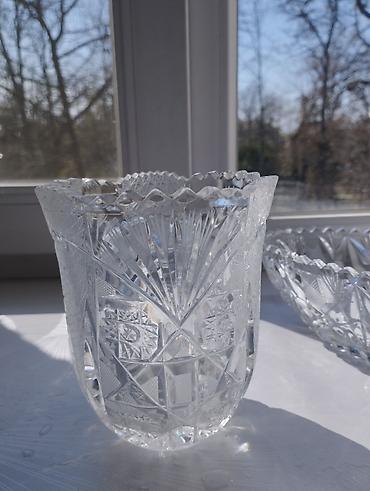 Наборы посуды: Срочно! Дёшево! Продаю вазы, салатницы из хрусталя, набор столовых — 1