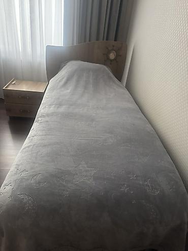 gence qapi: Uşaq/yeniyetmə otağı üçün mebel dəsti Tərkibi: - Tək nəfərlik çarpayı — 2