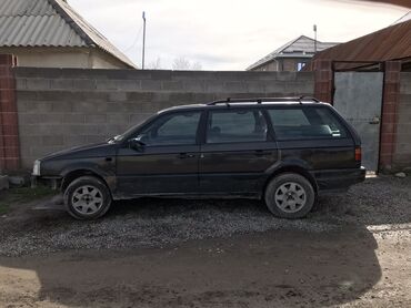 год 1989: Volkswagen Passat: 1989 г., 1.6 л, Механика, Бензин, Универсал